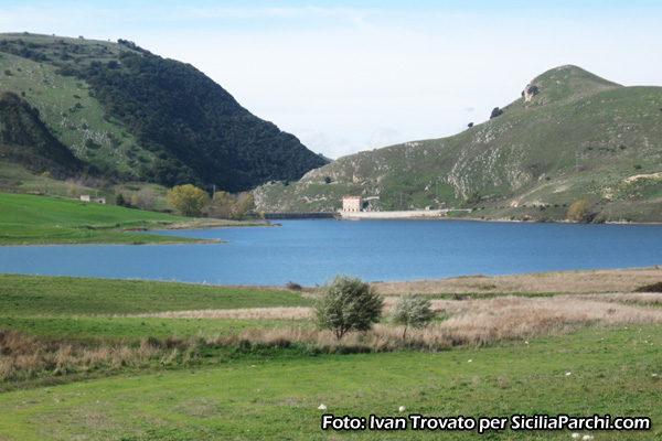 Sicani, la regione dei laghi 
[click per ingrandire l'immagine]