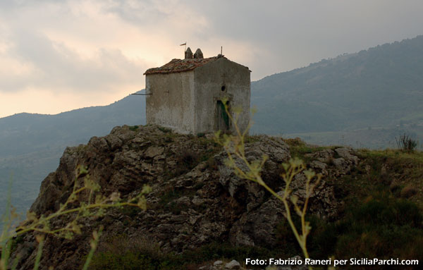 Roccella Valdemone (ME)
[click per ingrandire l'immagine]