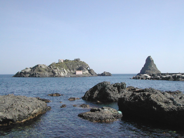 Riserva naturale Isola Lachea o dei Ciclopi (CT)
[click per ingrandire l'immagine]