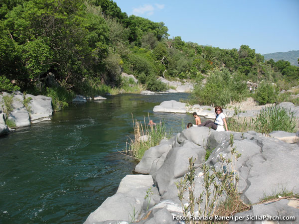 Fiume Alcantara [click per ingrandire l'immagine]